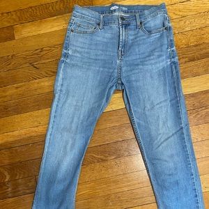 Light washed Old Navy skinny jeans